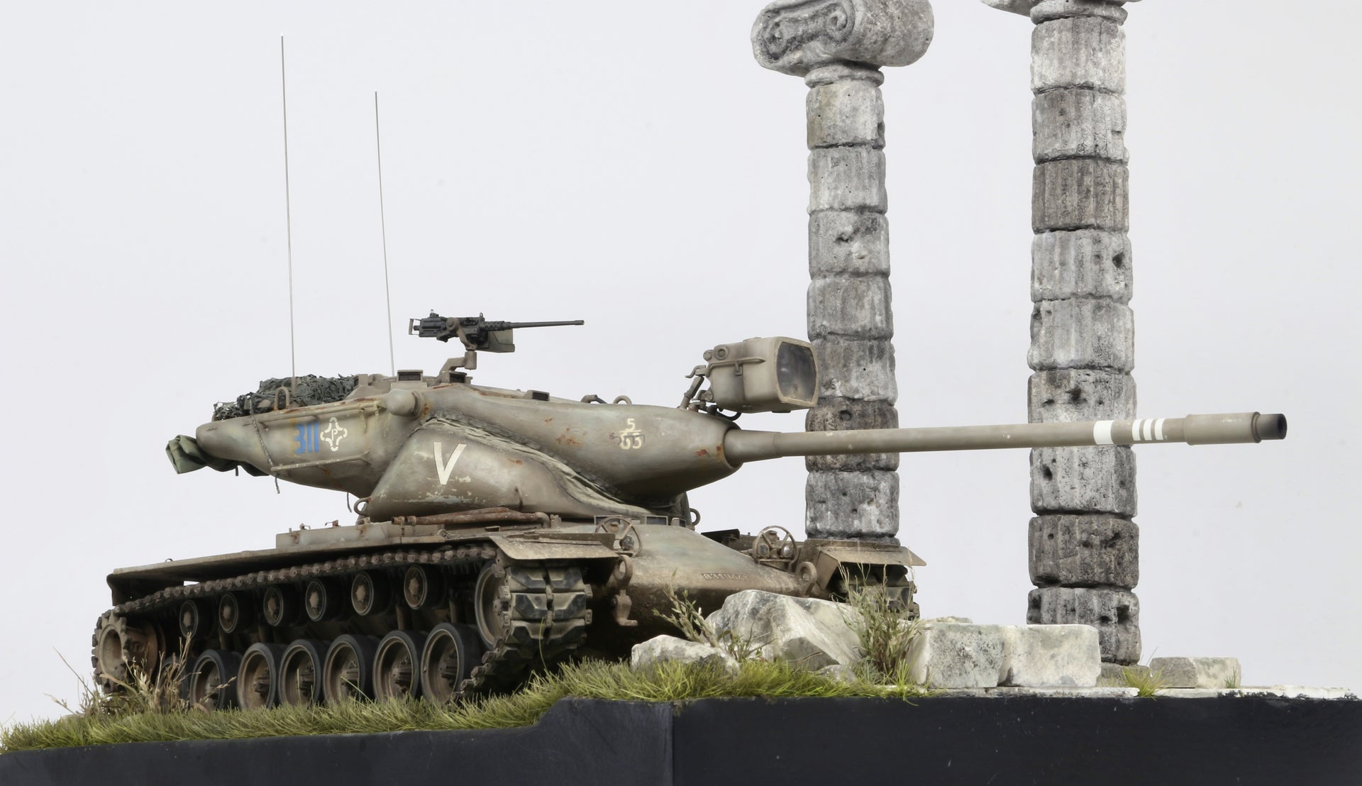 Tank Workshop Model — metal tank model